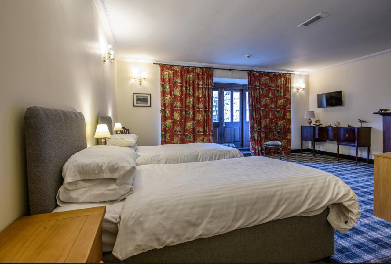 The Bridge Helmsdale Hotell Eksteriør bilde